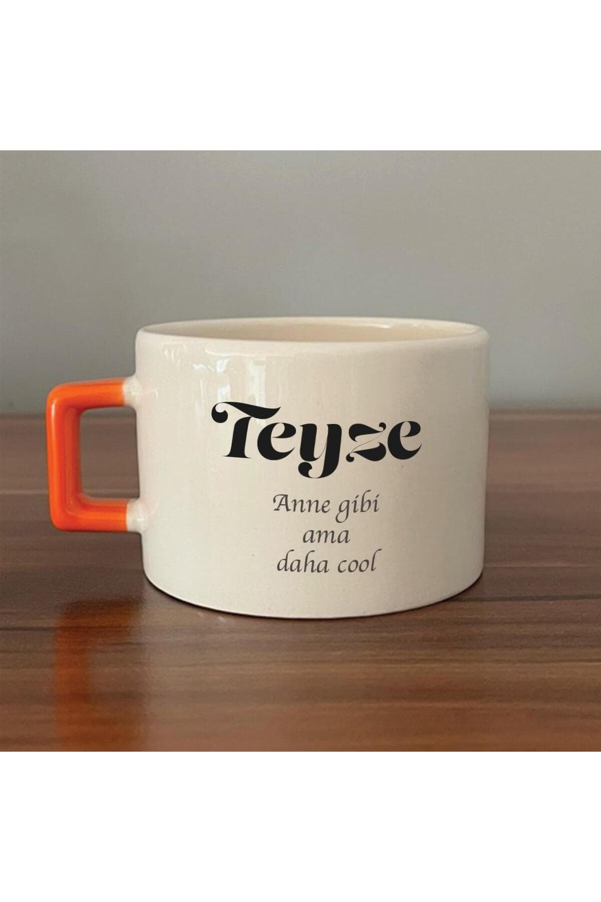 Teyze Baskılı Turuncu Kulplu Kare Espresso Fincanı