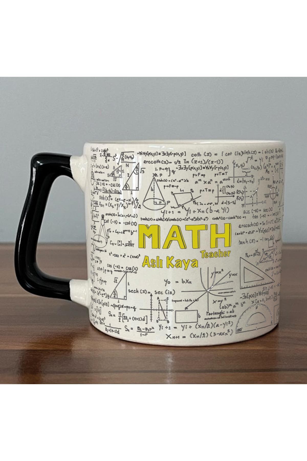 Kişiye Özel Matematik Öğretmeni Baskılı Siyah Kulplu Prime Kupa
