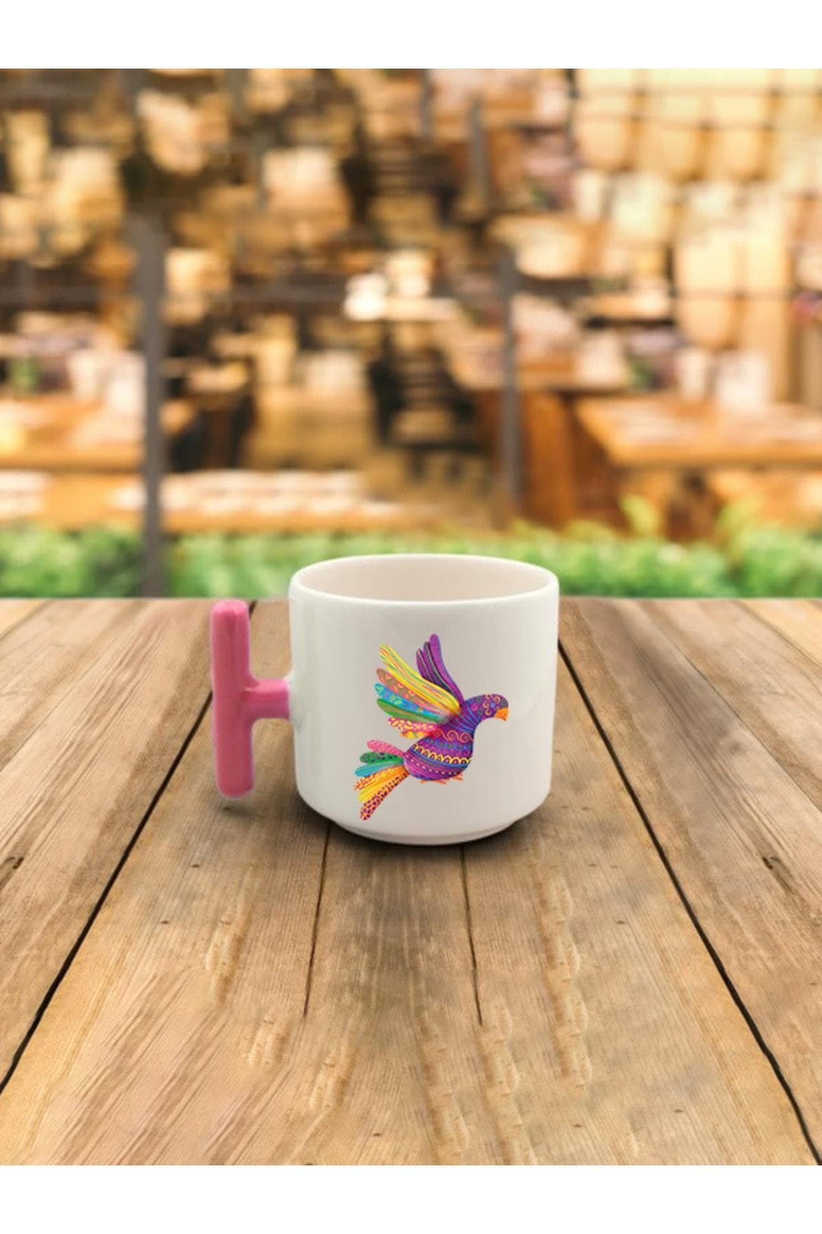 Latte Fincanı Renkli Kanatlı Kuş Baskılı Pembe Kulplu T Kupa