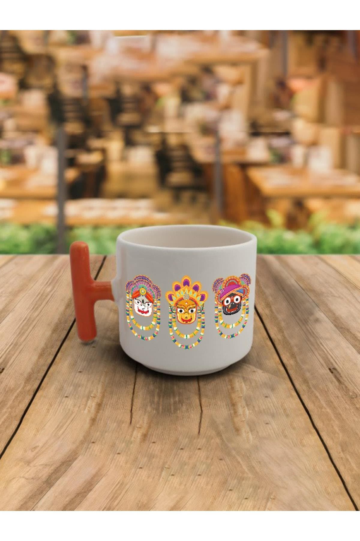 Latte Fincanı Farklı Renkli Yüzler Baskılı Turuncu Kulplu T Kupa