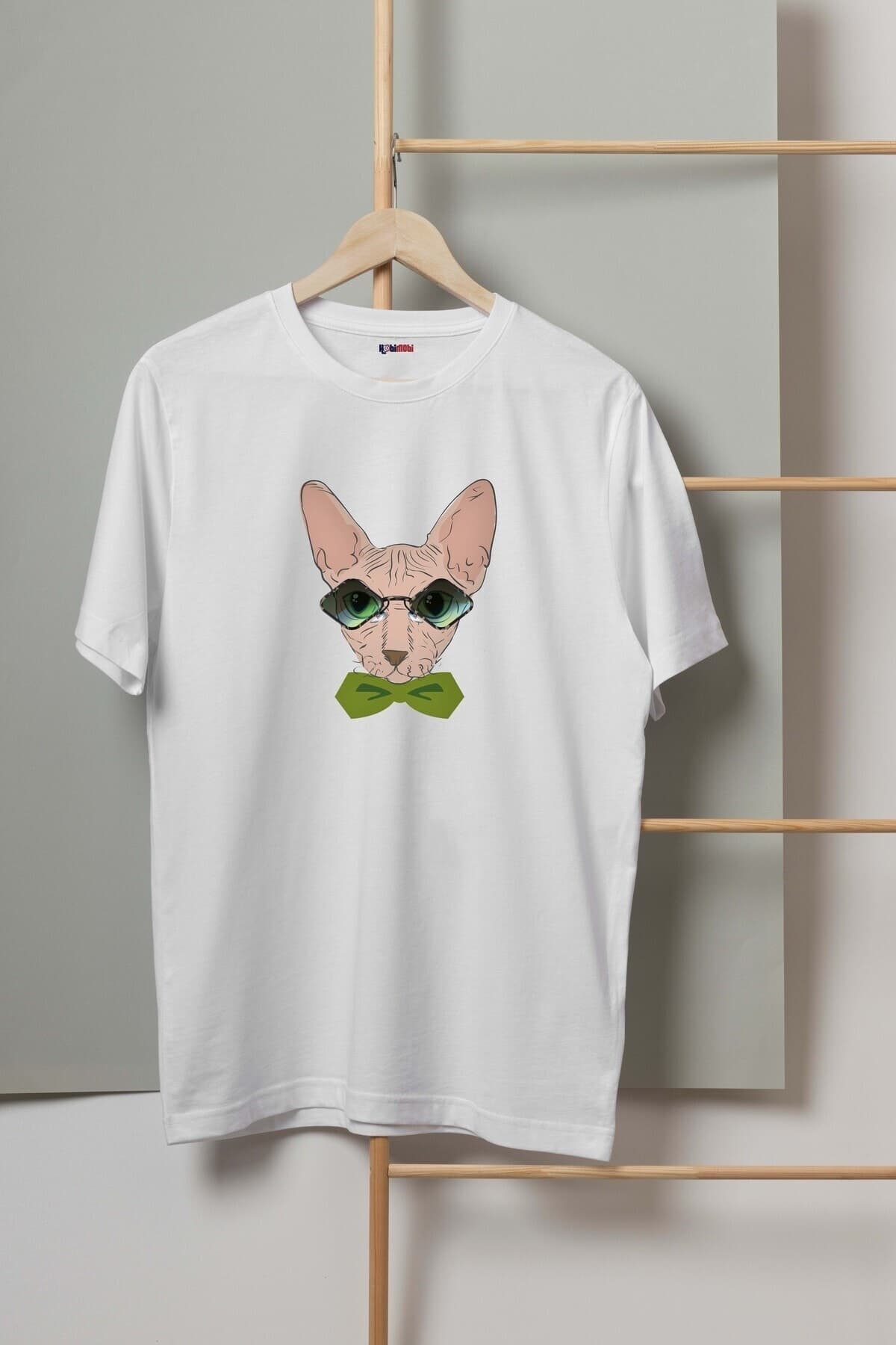 Gözlüklü Yeşil Papyonlu Kedi Tasarım Baskılı Erkek Tshirt - M
