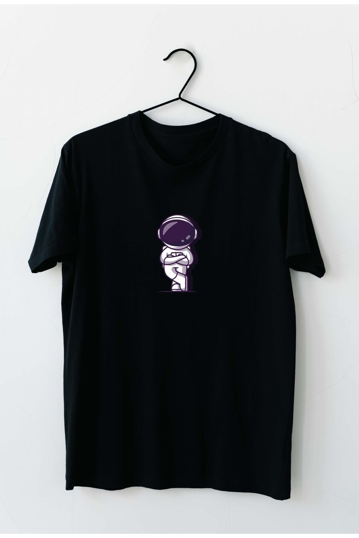 Astronot Pozu Tasarım Baskılı Erkek Tshirt - S