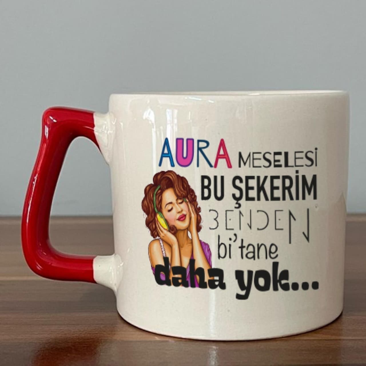Kırmızı