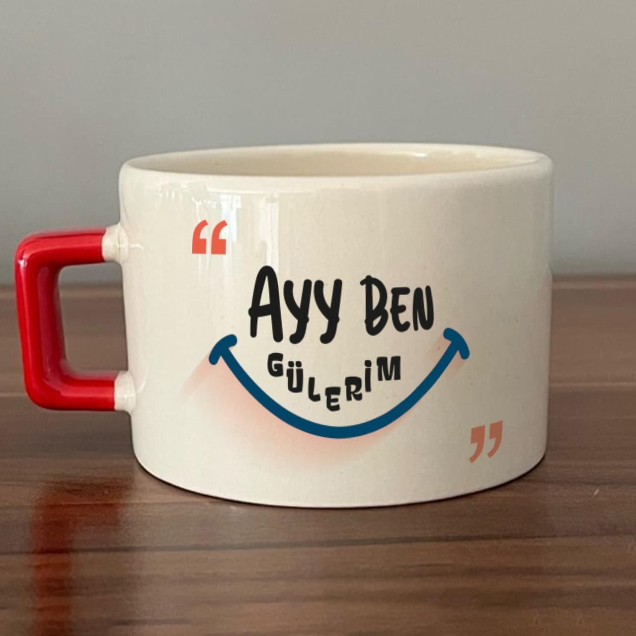 Kırmızı