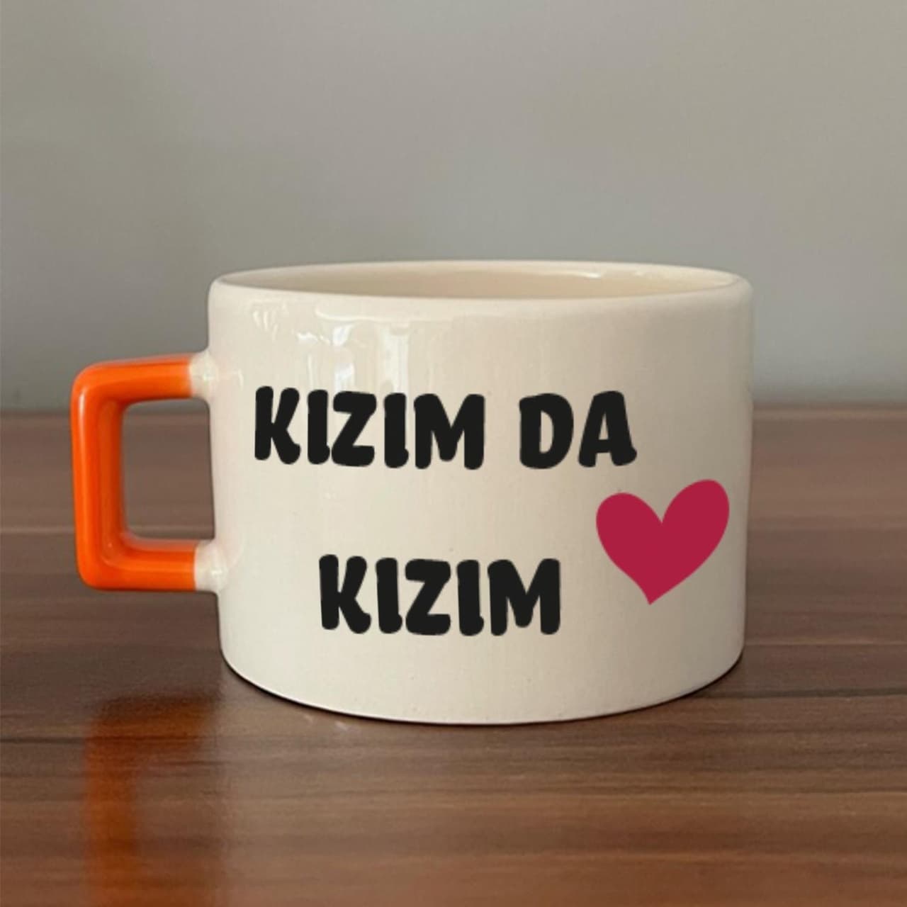 Kızım Da Kızım Baskılı Kadınlar Günü Turuncu Kulplu Kare Espresso Fincanı