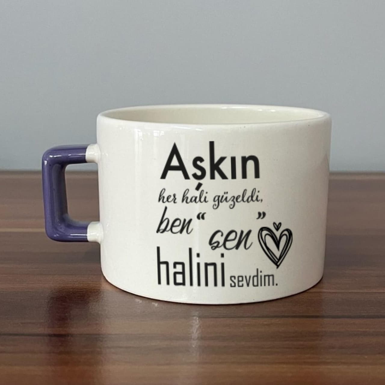 Aşkın Her Hali Güzeldi Baskılı Mor Kulplu Kare Espresso Fincanı