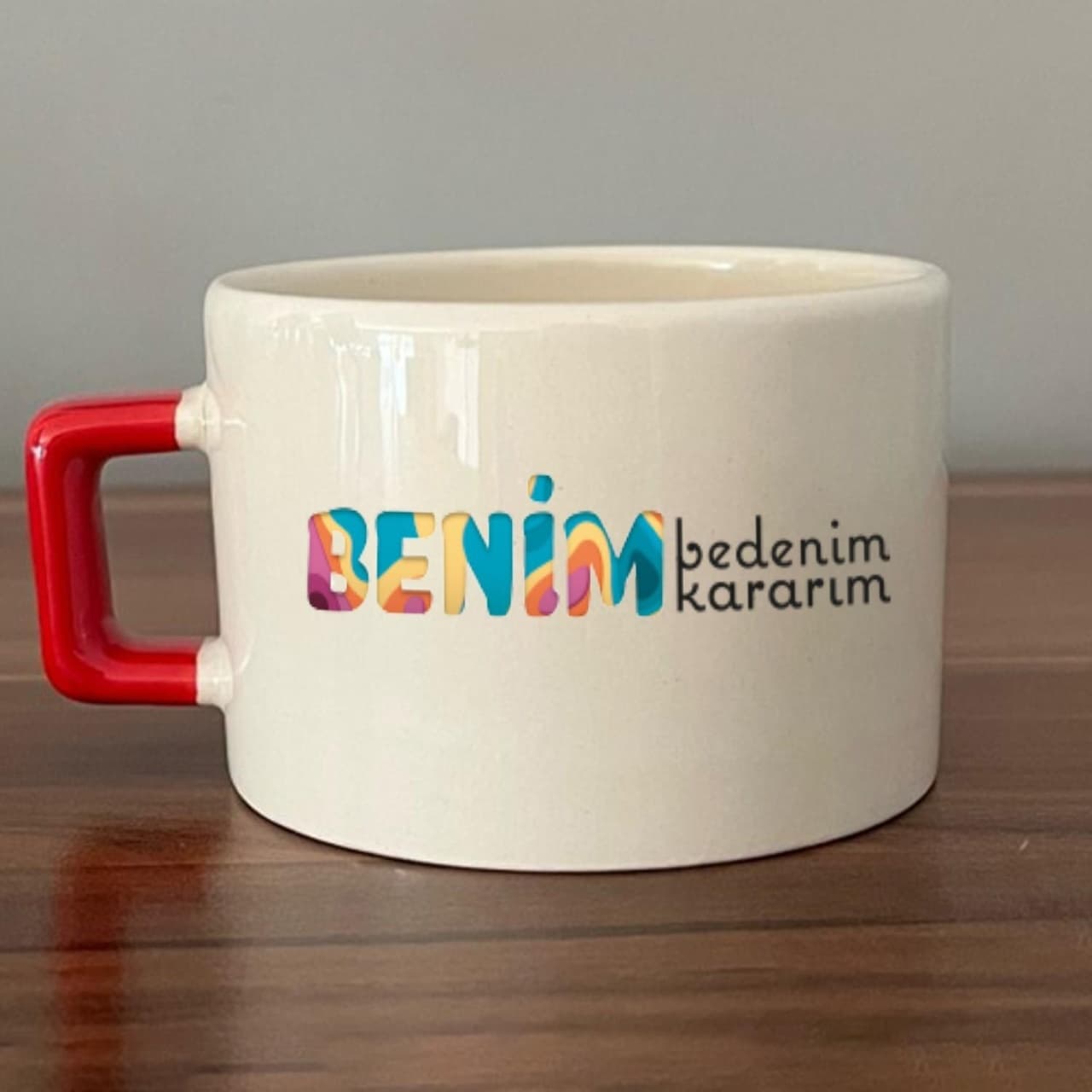 Kırmızı