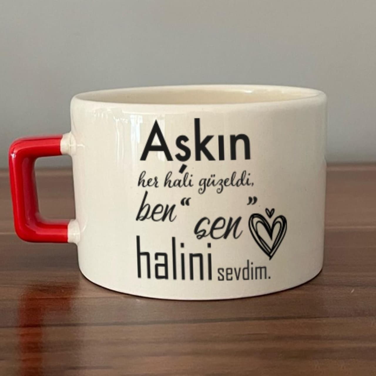 Kırmızı