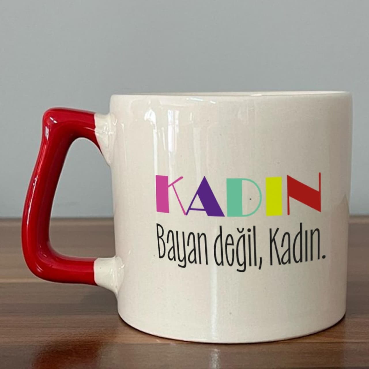 Kırmızı