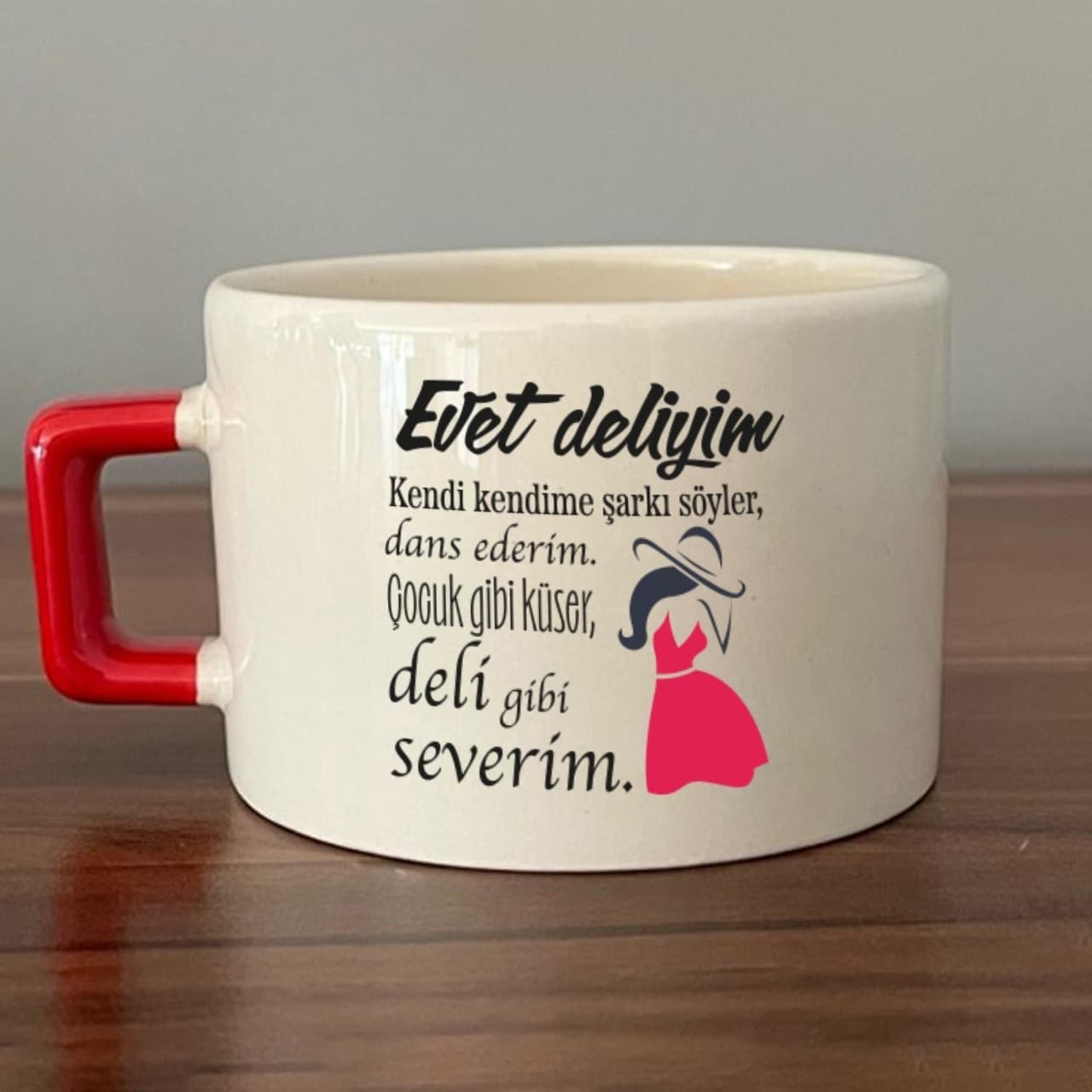 Kırmızı