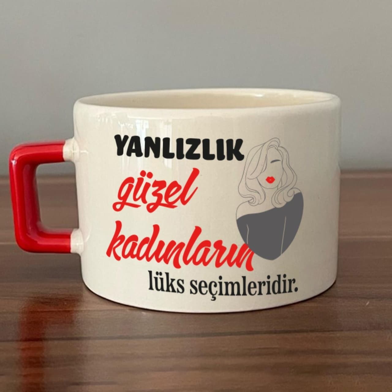 Kırmızı