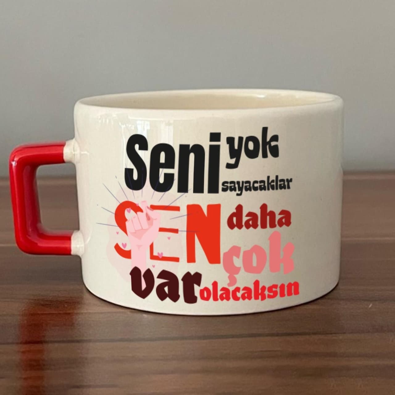 Kırmızı