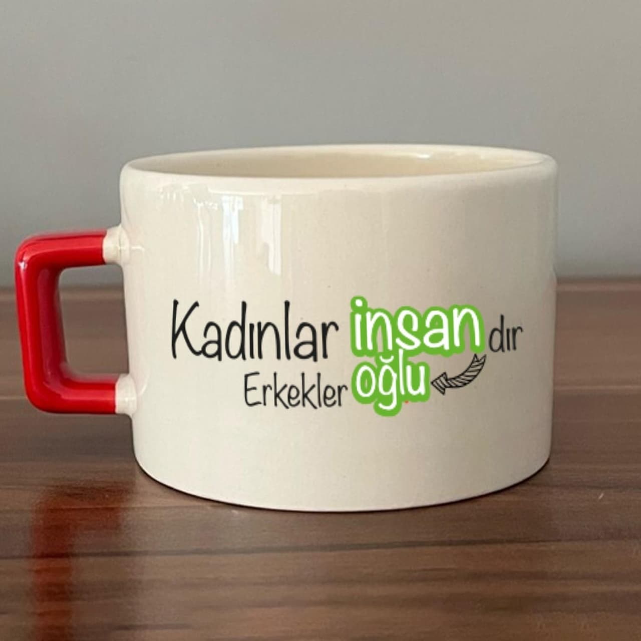 Kırmızı