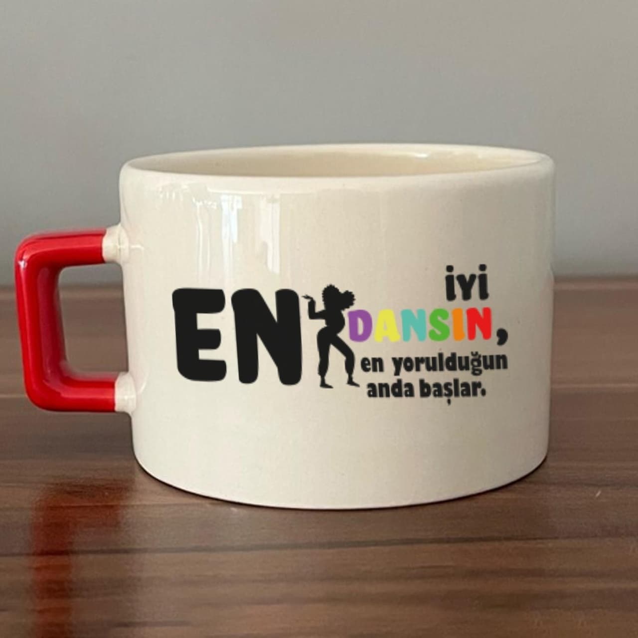 Kırmızı