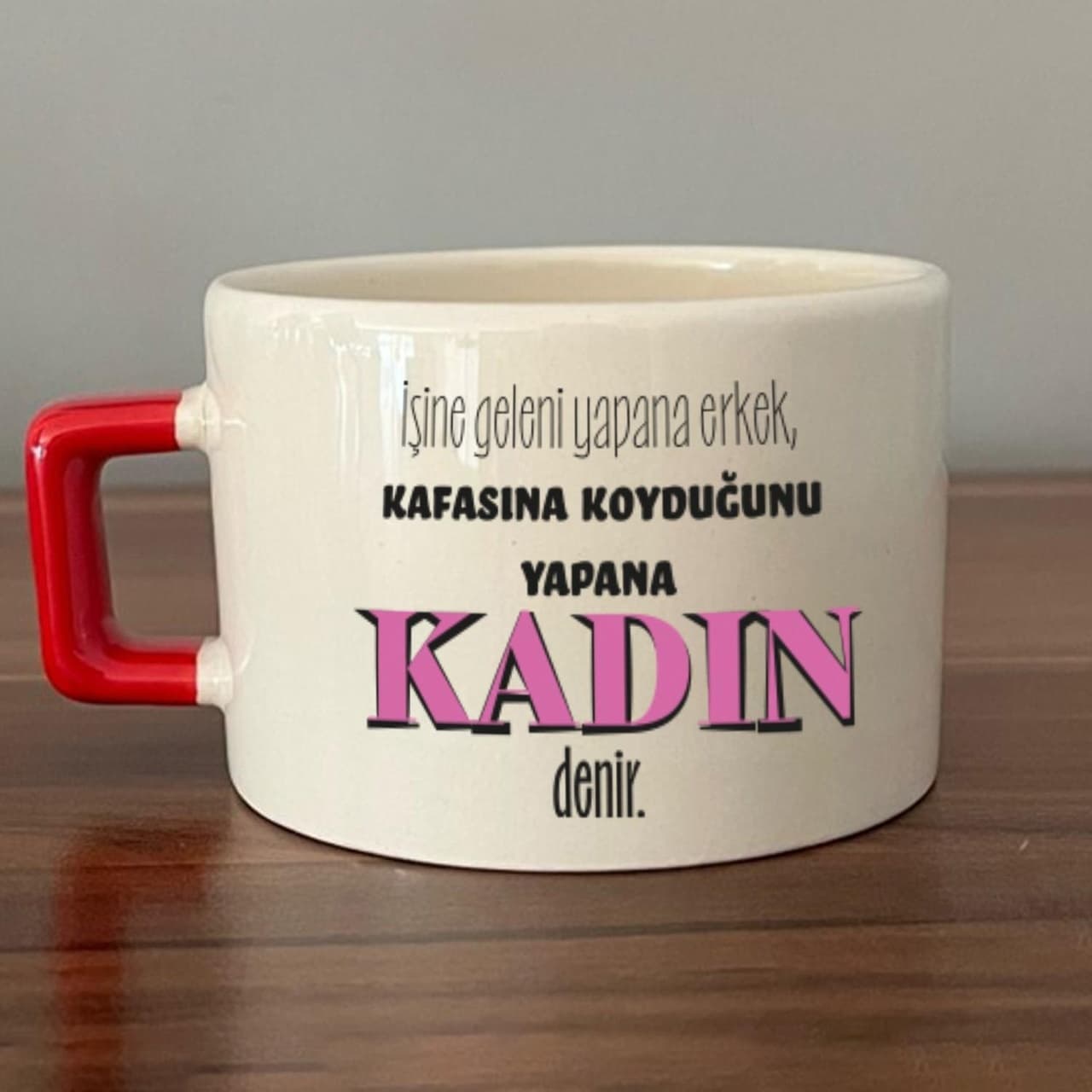 Kırmızı