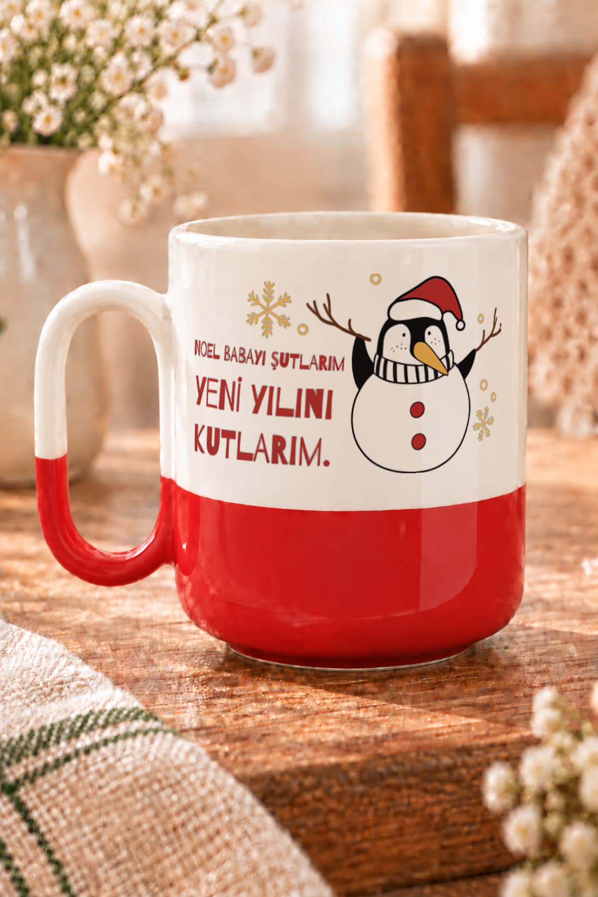 Noel Babayı Şutlarım Baskılı Alt Yarısı Renkli Arya Kupa - Yılbaşı Hediyesi Bardak Fincan Mug