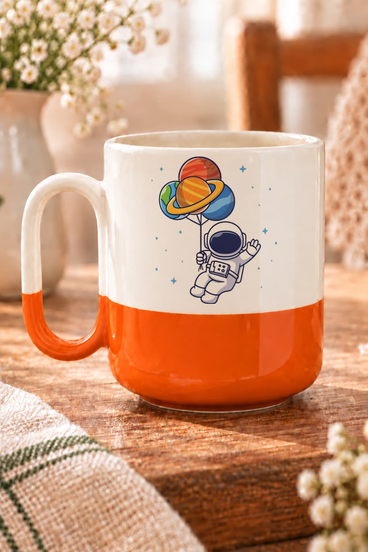 Selam Astronot Baskılı Alt Yarısı Renkli Arya Kupa Bardak Fincan Mug