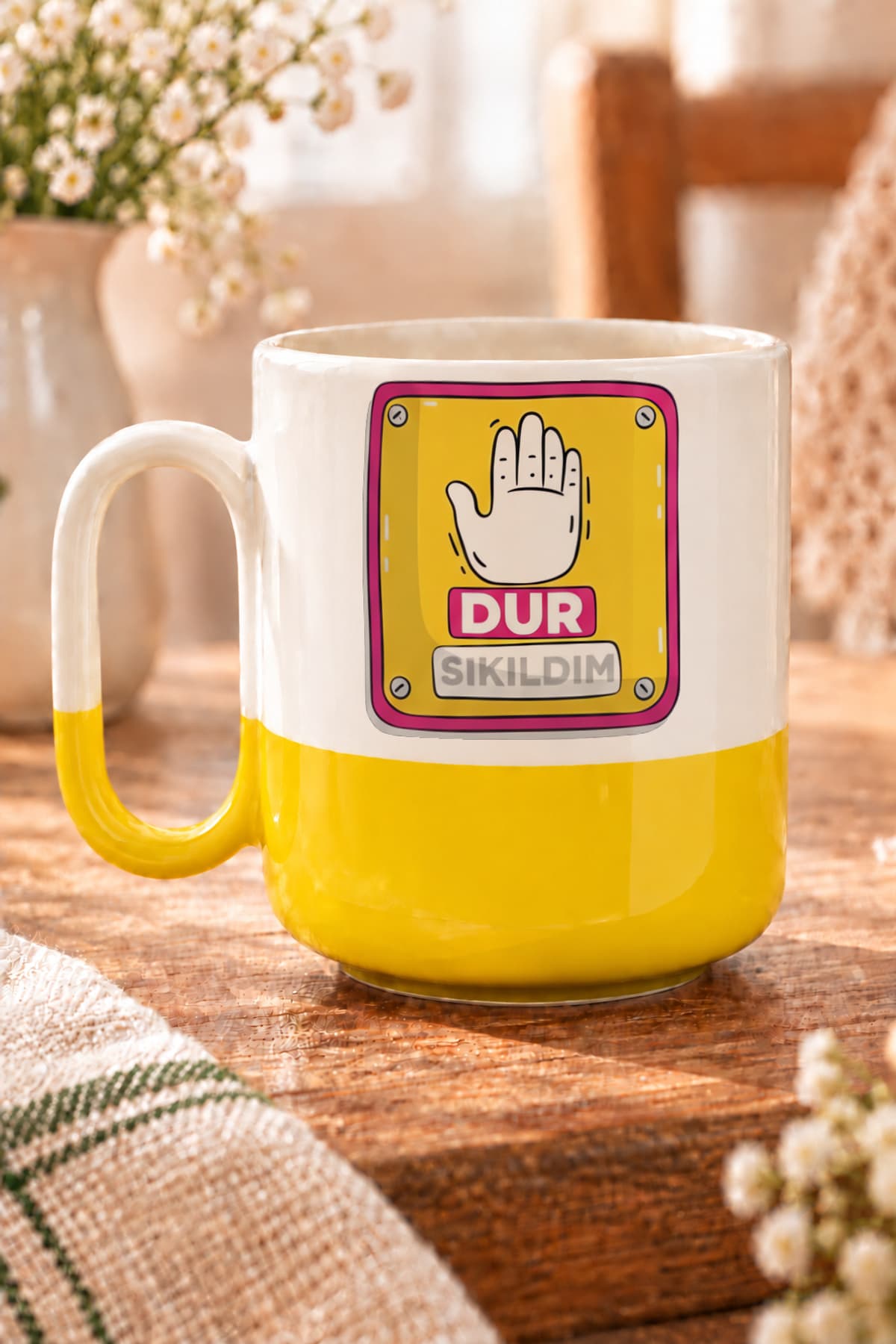 Dur Sıkıldım Baskılı Alt Yarısı Renkli Arya Kupa Bardak Fincan Mug