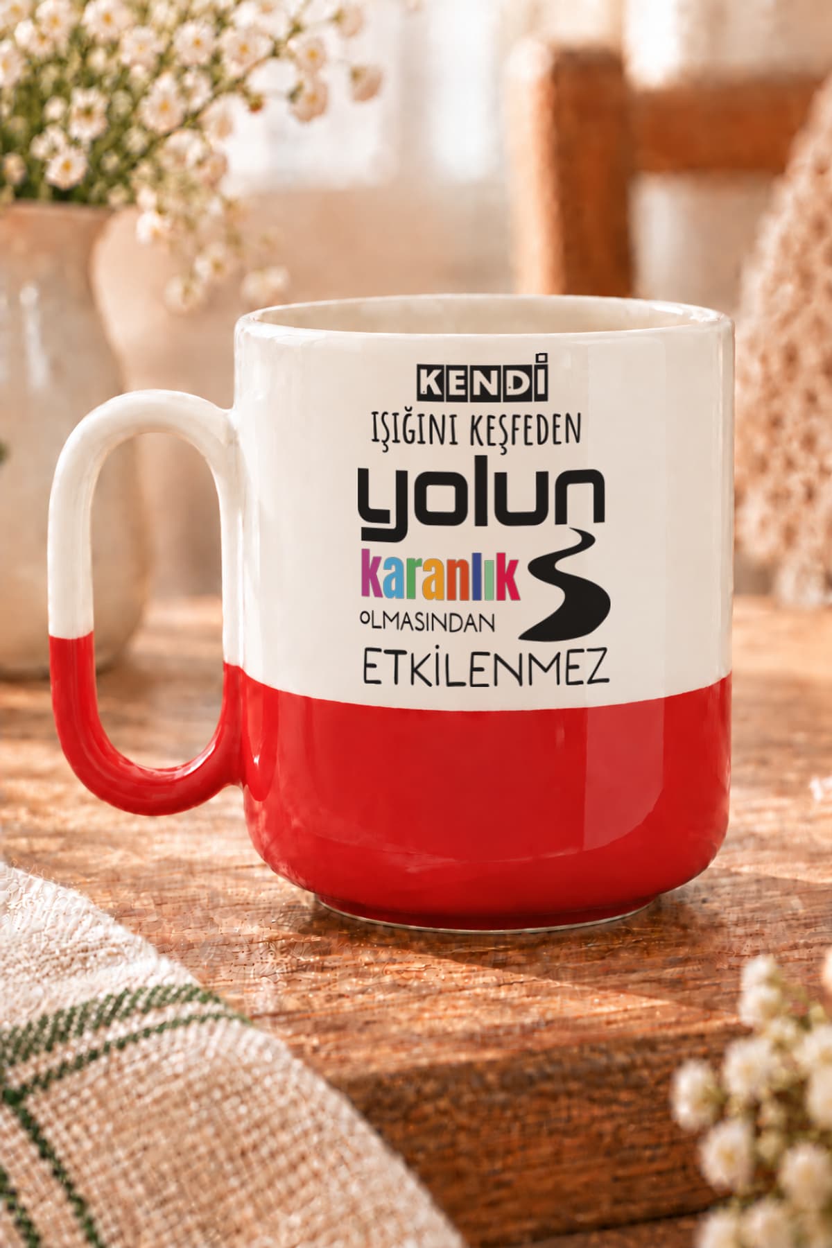 Kendi Işığını Keşfeden Baskılı Alt Yarısı Renkli Arya Kupa Bardak Fincan Mug