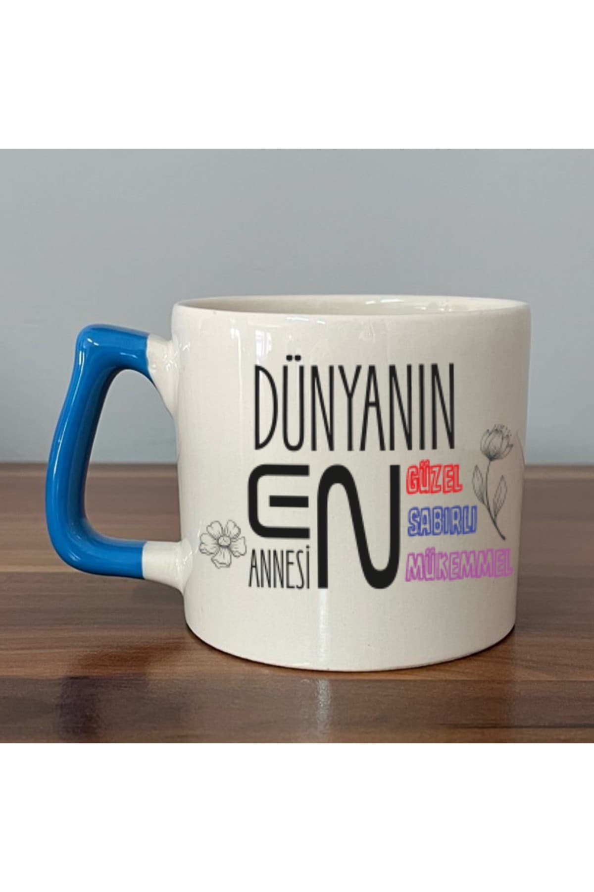 Dünyanın En Annesi Baskılı Mavi Kulplu Prime Kupa - Anneye Hediye Bardak Fincan Mug