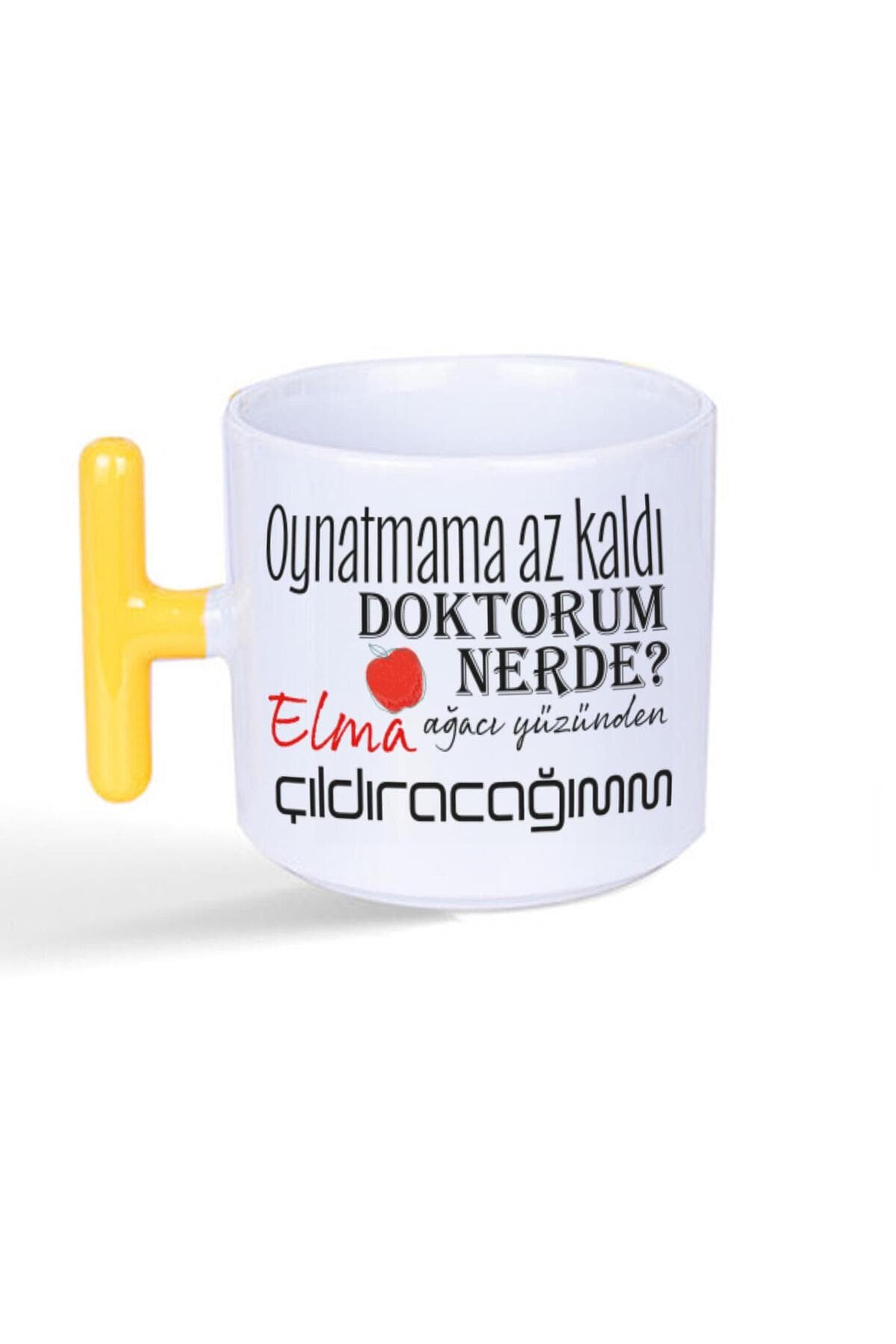 Oynatmama Az Kaldı Doktorum Nerede Baskılı Sarı Kulplu T Kupa - Doktora Hediye Bardak Fincan Mug