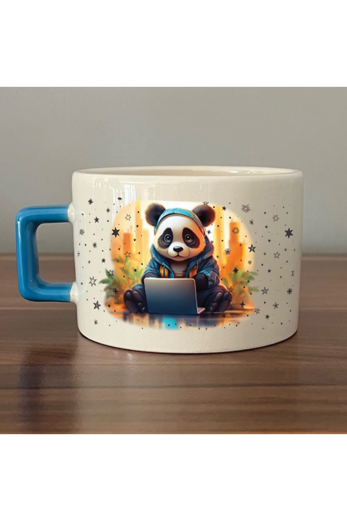 Sad Üzgün Panda - Meslek: Yazılımcı Mavi Kulplu Kare Meslek Hediyesi Fincan