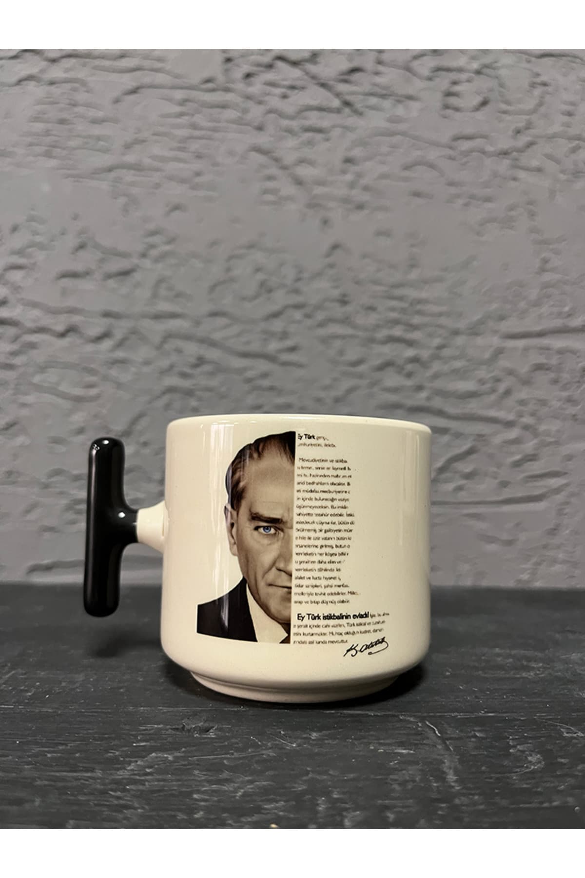 Atatürk ve Türk Gençliğine Hitabesi Siyah Kulplu T Ofis Hediyesi Kupa
