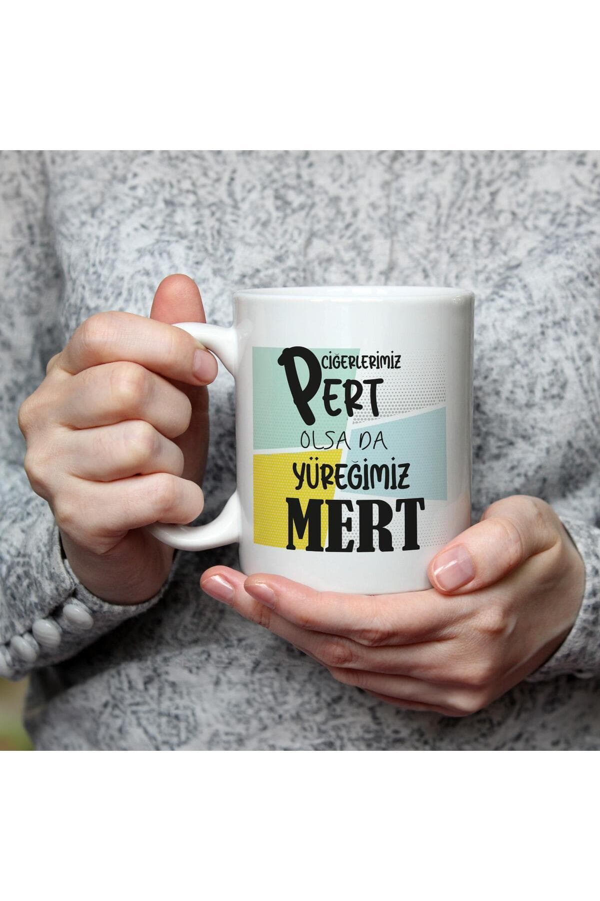 Ciğerlerimiz Pert Olsa Da Yüreğimiz Mert Baskılı Beyaz Kupa
