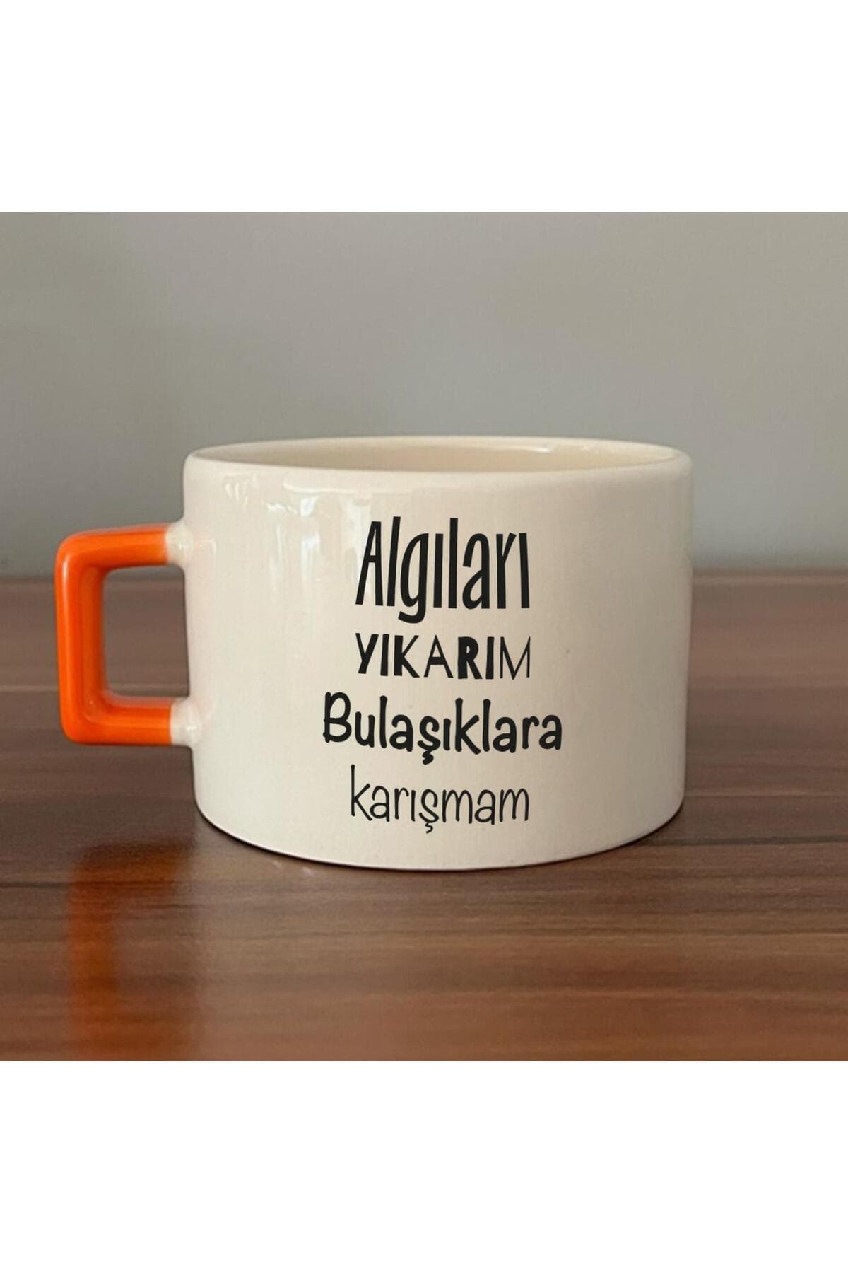 Algıları Yıkarım Bulaşıklara Karışmam Baskılı Turuncu Kulplu Kare Espresso Fincanı